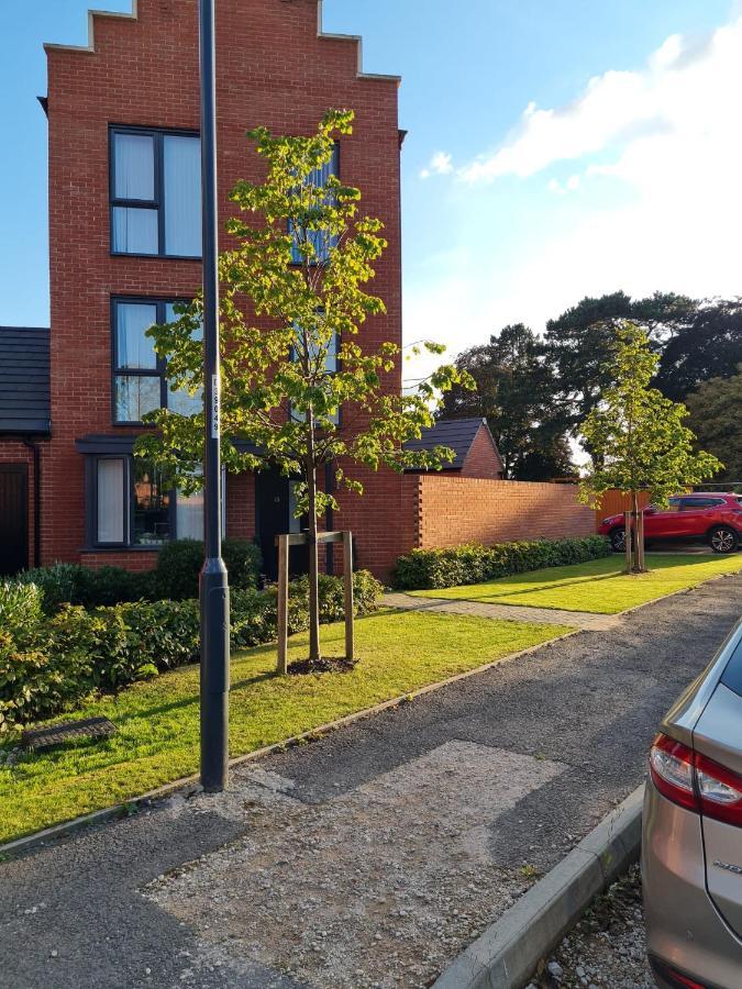 Mills Home Stays Derby Exterior foto
